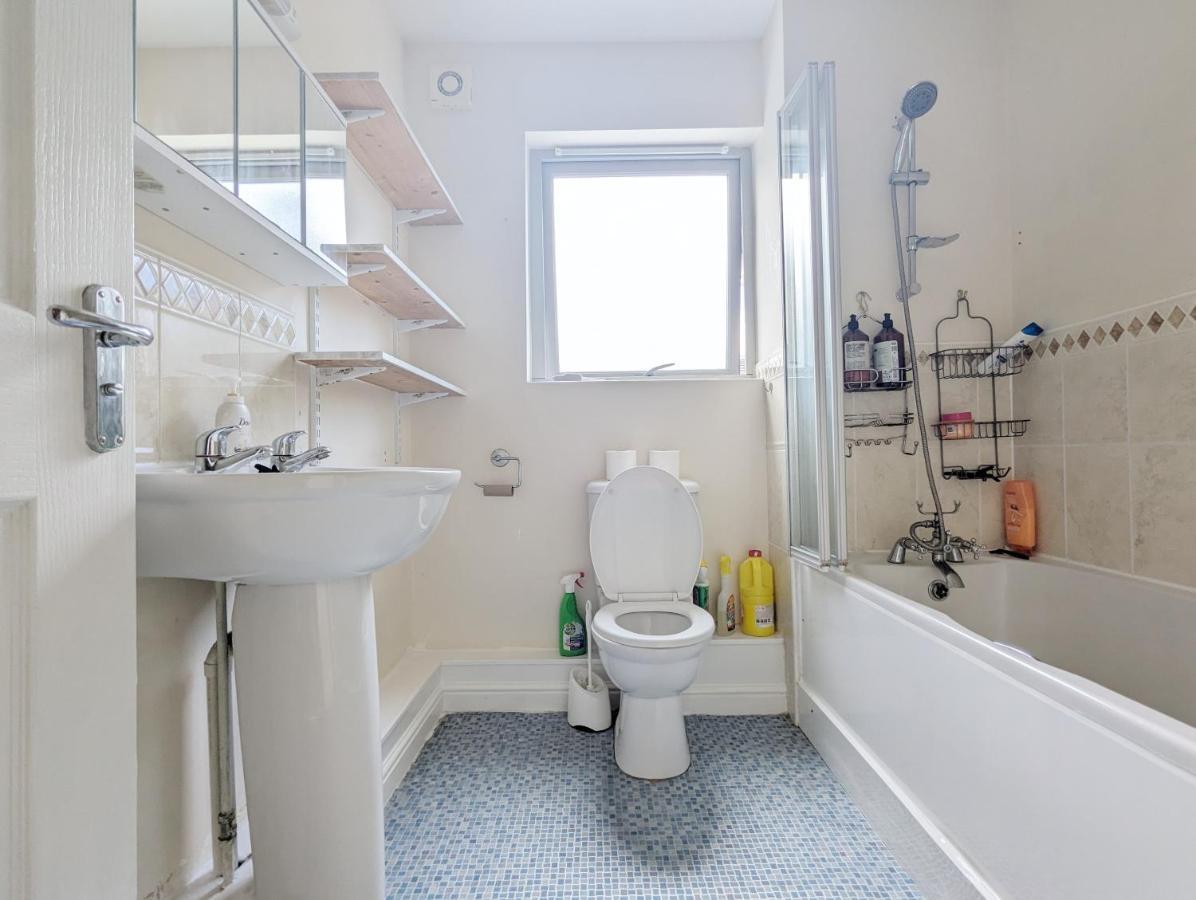 Holiday home Guest Near Centre & Dock Free Parking